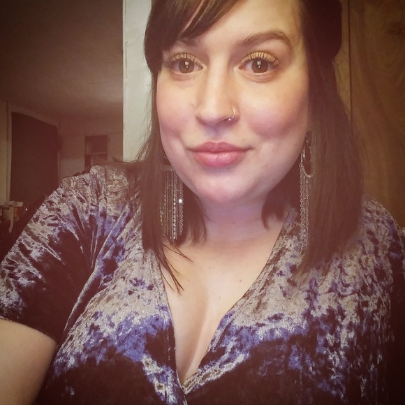 Meet your Posher, Rachael - Picture 1 of 1